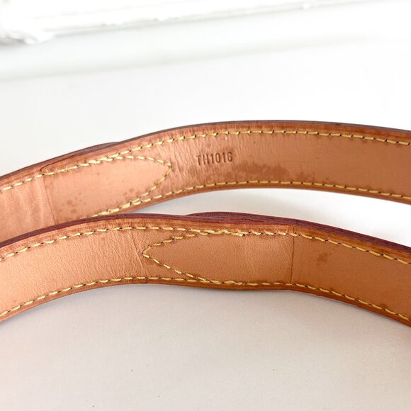 Louis Vuitton Baggy Shoulder Strap - Picture 13 of 16